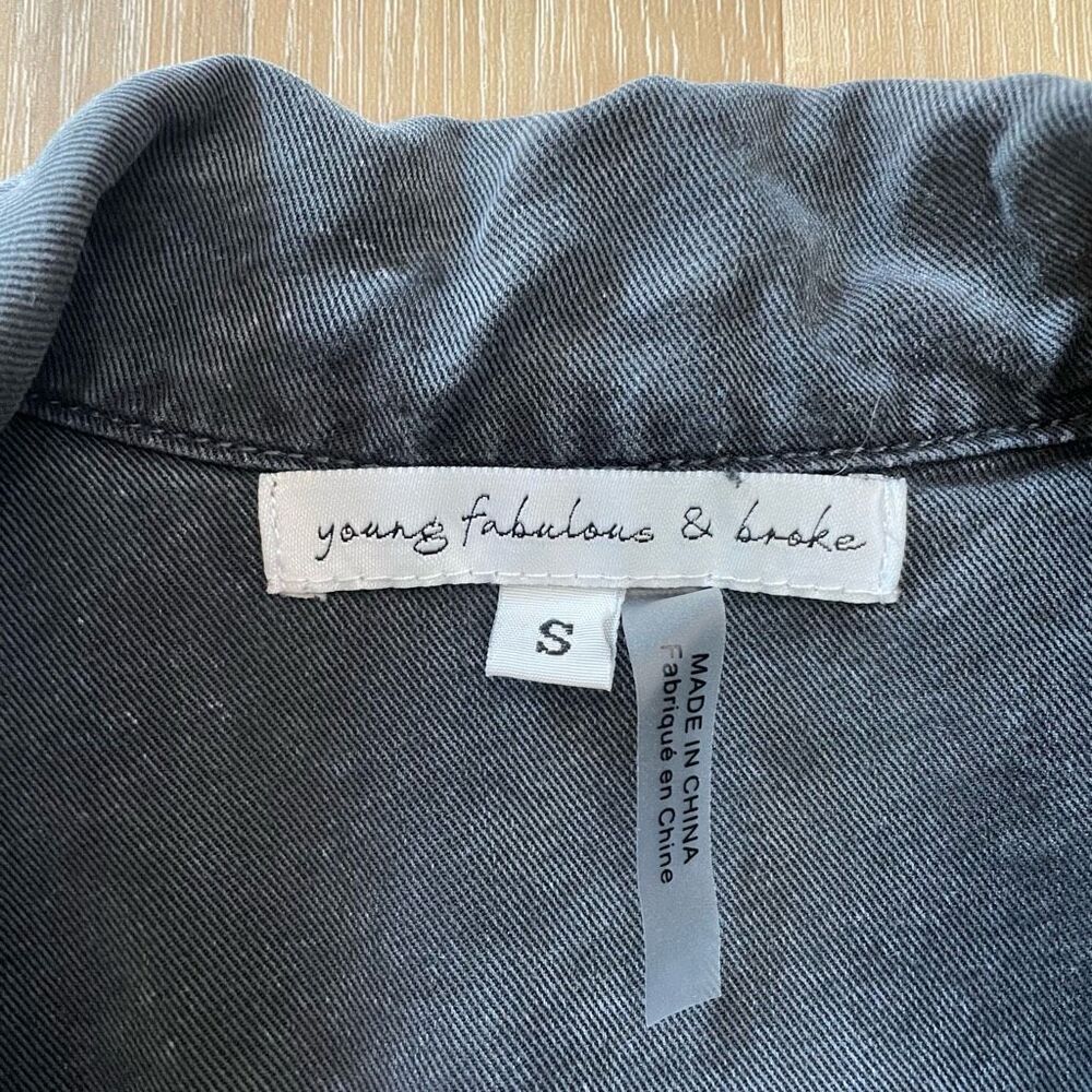 Young Fabulous & Broke Women's Gray Full Zip Utility Bomber Jacket Size Small - Picture 2 of 9